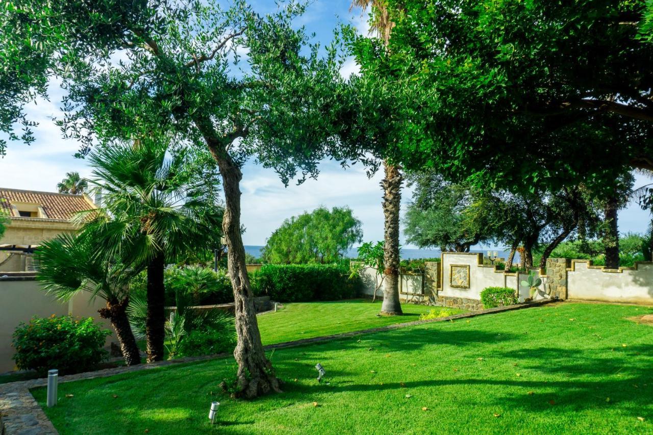 Villa Medina 切法卢 外观 照片